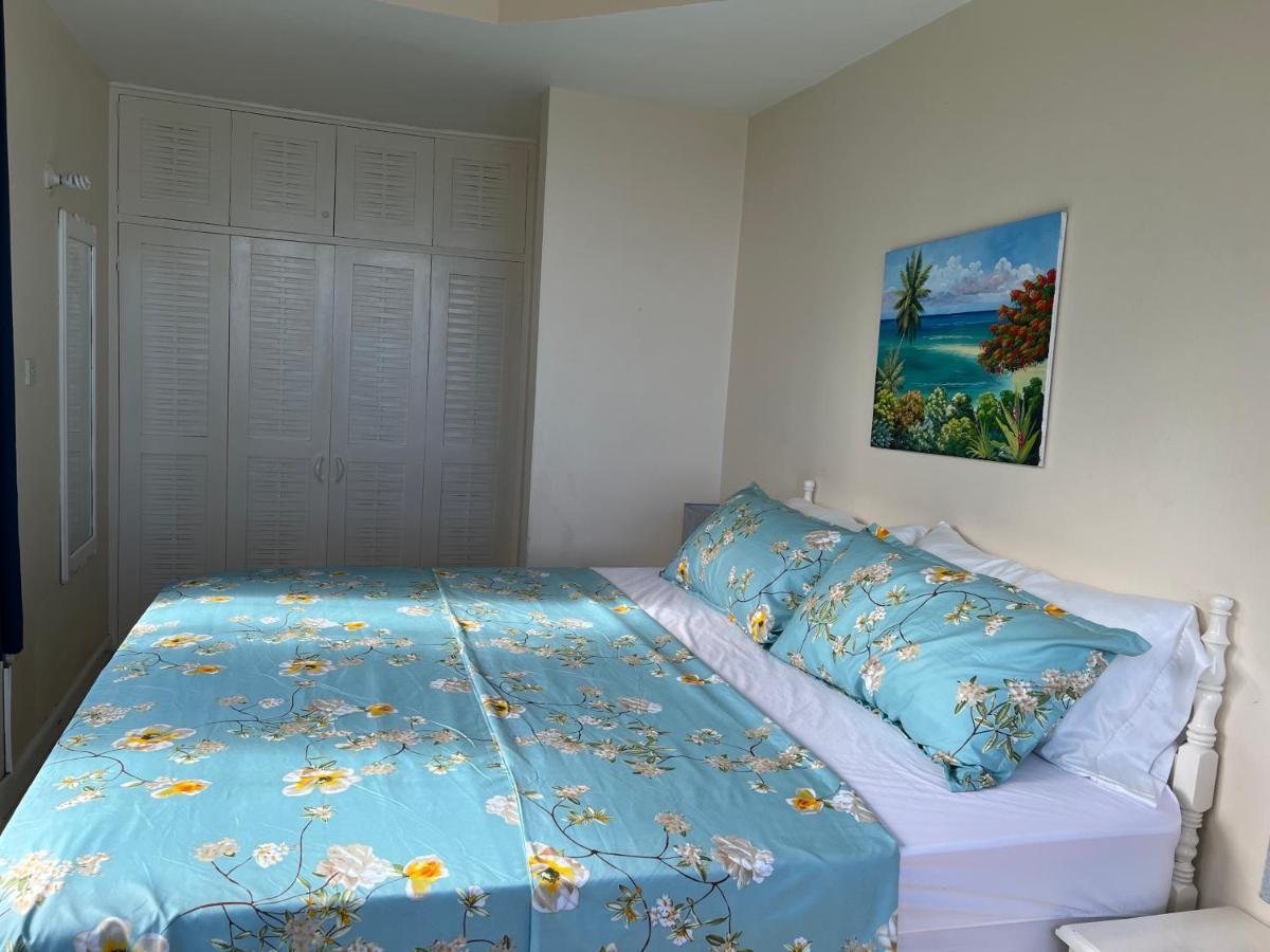 Pampered In Paradise Near Ian Fleming Airport Ocj Ocho Rios Ngoại thất bức ảnh